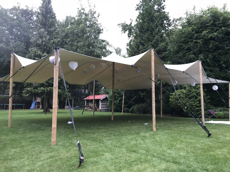 Stretchtent 7,5 x 10 meter Stretchtent 7,5 x 10 meter